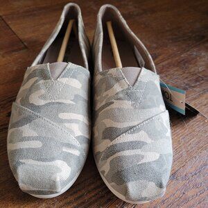 Toms shoes